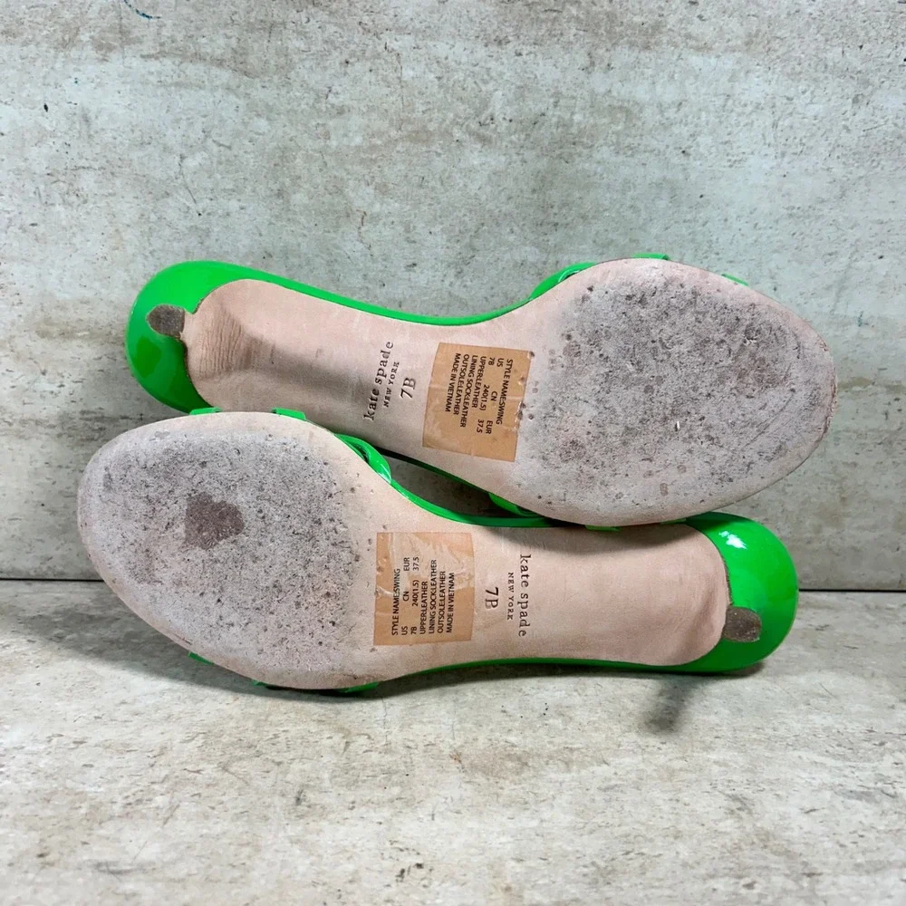 Kate Spade New York Swing Green Patent Leather Bow Kitten Heel Sandals 7B